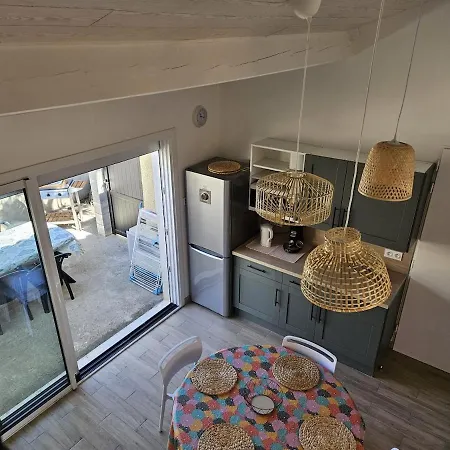 Petite Maison De Fleury (Aude)