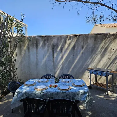 Сasa de vacaciones Petite Maison De